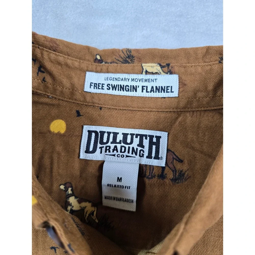 Duluth Trading Flannel Shirt Mens Medium Brown Cotton Dog Hunting Free Swingin